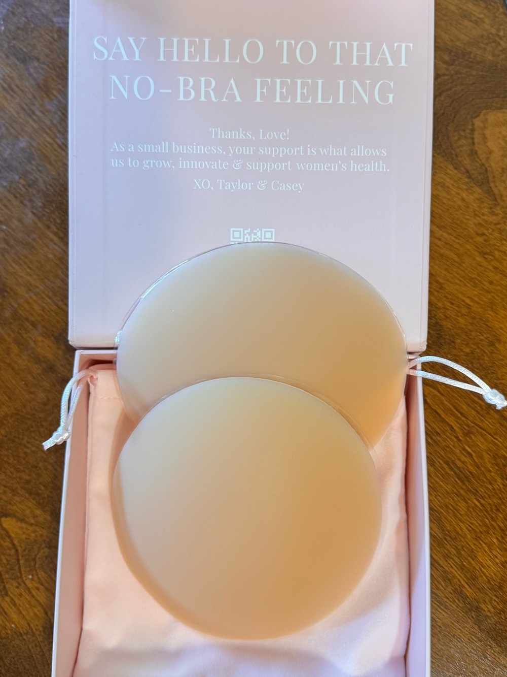 New, Never worn - CAKES Circles - Size DDD+